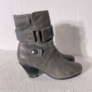 Kelsi Dagger Grey Leather Round Toe Ankle Boots 7.5